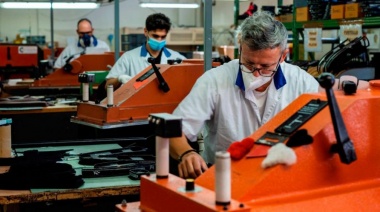 El Gobierno busca instalar en la campaña la idea de “recuperación industrial”