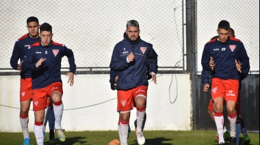 Los Andes busca extender su senda del triunfo ante Fénix