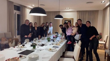 Enérgico repudió opositor a la foto del cumpleaños de la pareja del Presidente en plena fase 1