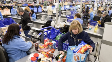 Informe alerta que este año los salarios perdieron en promedio 4 puntos de su poder de compra