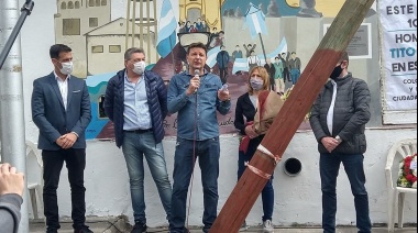 Homenaje a Tito Crovella en Valentín Alsina