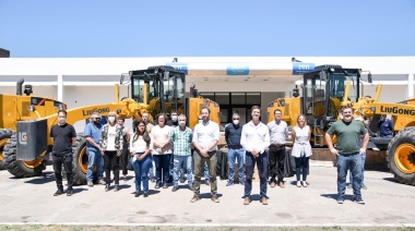 Mantegazza y López presentaron motoniveladoras adquiridas mediante Provincia Leasing