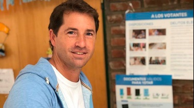 Van Tooren criticó los superpoderes: “Somos cartón pintado”