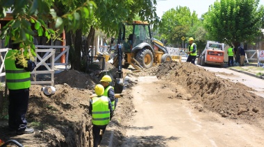 El Municipio y AySA avanzan con los trabajos en la red domiciliaria cloacal en El Jagüel