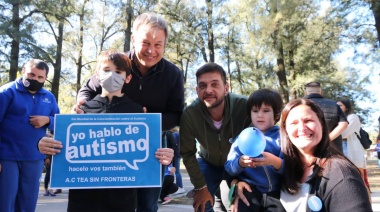 Suelta de globos y actividades inclusivas en el Día Mundial del Autismo en Brown