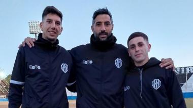 El refuerzo que llegó caminando al club de su barrio...