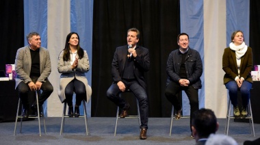 Massa visitó Malvinas Argentinas y sostuvo que "es momento de aportar soluciones”