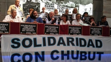 Por la condena a dirigente de Chubut, el paro docente suma adhesiones y reclamos