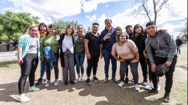 Cascallares y Fabiani celebraron la llegada de la primavera en un encuentro con estudiantes