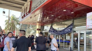 Conflicto en Coto: “Suspenden a empleados por cualquier cosa”