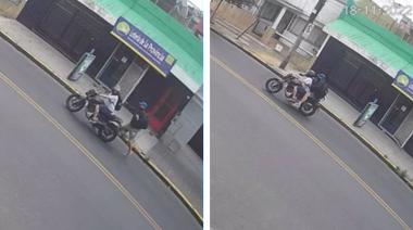 Así escaparon los motochorros acusados de una salidera en Avellaneda