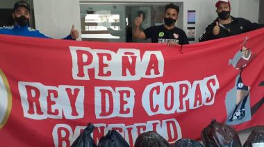 La solidaridad de la Peña “Rey de Copas” de Banfield: “El que menos tiene es el que más colabora”