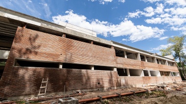 Encaran la etapa final del primer edificio de aulas de la UNAB