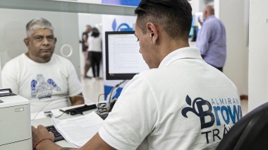 En Brown en una hora se tramitan y entregan las licencias de conducir