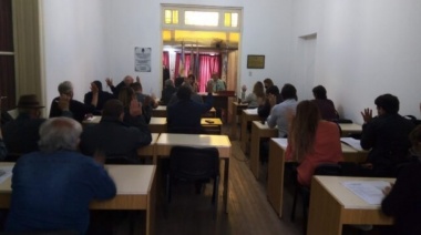 Convenios y un repudio por agresiones en redes a Gray, serán los ejes de la sesión