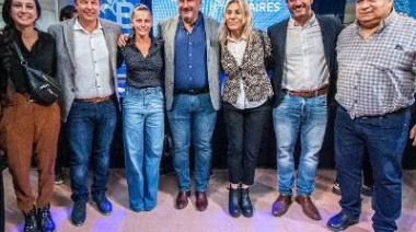 D’Onofrio junto a referentes del Frente Renovador de la Tercera