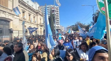 En su mensaje por el Día de la Bandera, De Gennaro destacó la lucha del pueblo jujeño