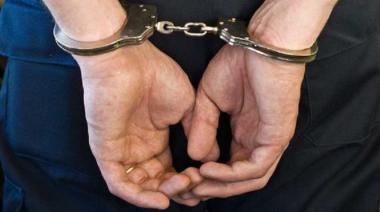 Detuvieron a un subcomisario que pedía una fortuna para liberar a un menor detenido ilegalmente