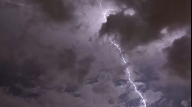 Alerta amarilla por posibles tormentas fuertes en Lanús
