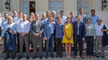 Todo es cuestión de imagen: ¿Por qué hay intendentes que ganan y otros que pierden en la valoración de la gente?