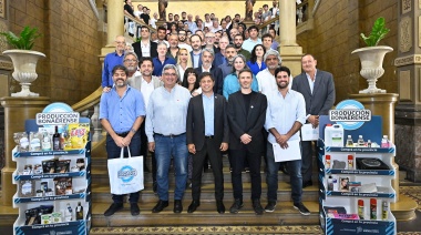 Kicillof relanzó el programa Producción Bonaerense y abogó por una Ley de Góndolas provincial