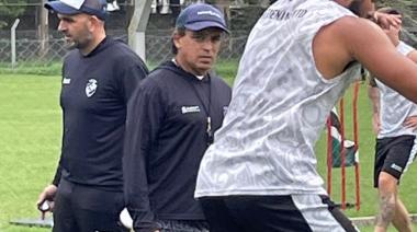 Claypole concretó la llegada de su nuevo entrenador