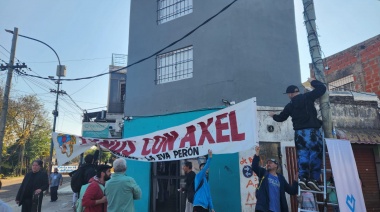 Trabajadores del Municipio bajan un pasacalle en apoyo a Kicillof