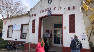 La guerra del gas que Julián Álvarez está perdiendo: crece la bronca de los padres en las escuelas