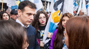 Julián Álvarez sigue hundido en problemas y no consigue levantar su pésima imagen pública