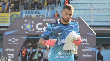 Esteban Glellel: "Tuve la cuota de suerte necesaria para atajar el penal"