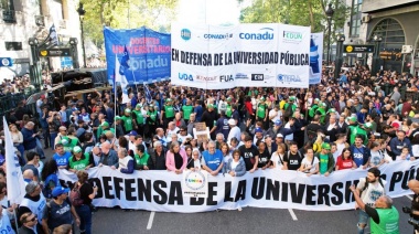 Docentes y no docentes adelantan su marcha para presionar por la Ley de Financiamiento Universitario