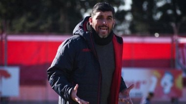 Fernando Ruiz ya no es más el técnico de Los Andes