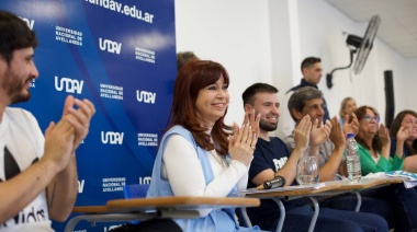 De espaldas a Ferraresi, Cristina visitó Avellaneda en apoyo al reclamo universitario