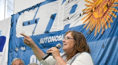 Cecchini comentó que la reunión del PJ bonaerense “es alentadora para hacerle frente a Milei"
