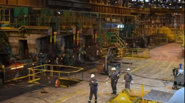 Datos mata relato: La crisis industrial oscurece el clima de optimismo del gobierno