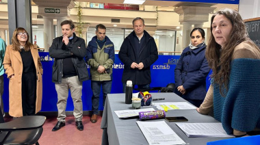 Cascallares acompañó a trabajadores que participan de concursos para fortalecer la carrera municipal