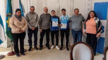 Cascallares, junto a deportistas destacados del municipio