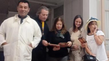El humor como terapia: el taller de Jorge Cabral en Lomas de Zamora