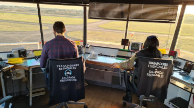 Controladores aéreos lanzan plan de lucha y podrían complicar vuelos en las vacaciones de invierno