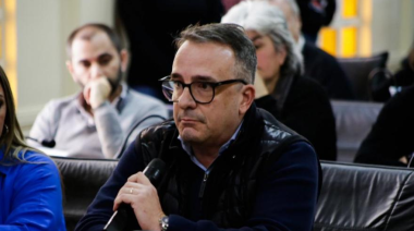 “Julián Álvarez está más preocupado por su partido que por el municipio”, aseguró Villa