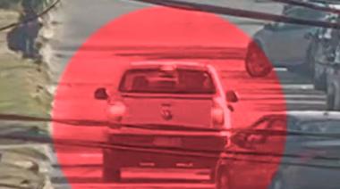 Escapaban de la Policía, chocaron y finalmente, fueron detenidos