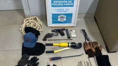 Desbaratan una banda de entraderas en Lanús