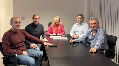 La Libertad Avanza apunta a nacionalizar la campaña bonaerense