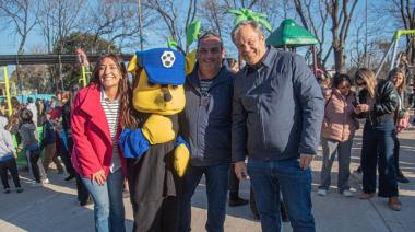Un campito fue convertido en la plaza "20 de Junio"