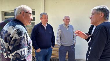 Cascallares dialogó con comerciantes de San José