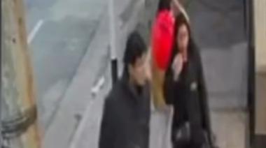 Una pareja entró a robar en una barbería con su hija menor de edad