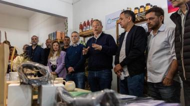 Cascallares y Larroque lanzaron el "Almacén de la comunidad"