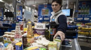 En el dia del empleado de comercio, Crosta lamentó la situación: "Se han perdido muchas fuentes de trabajo"