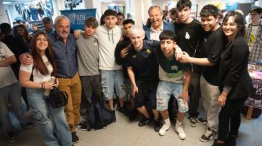 Cascallares acompañó a los estudiantes que participaron de la Expo Universidad