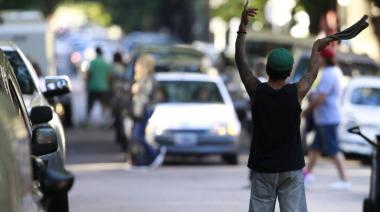 Ferraresi de vacaciones y sus concejales regulando trapitos: ¿Cuál es la prioridad del peronismo de Avellaneda?